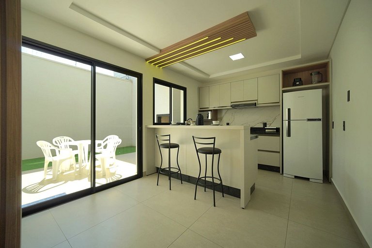 Sobrado 33 novíssimo 3 quartos melhor bairro