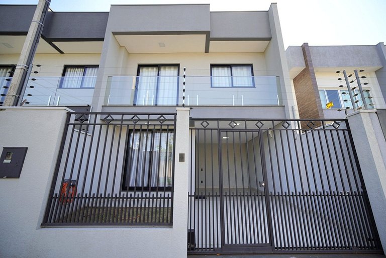 Sobrado 33 novíssimo 3 quartos melhor bairro