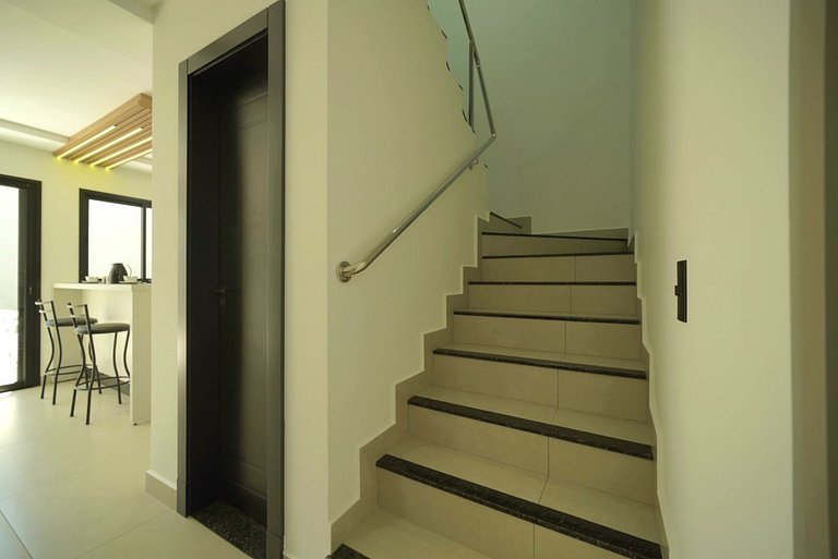 Sobrado 33 novíssimo 3 quartos melhor bairro