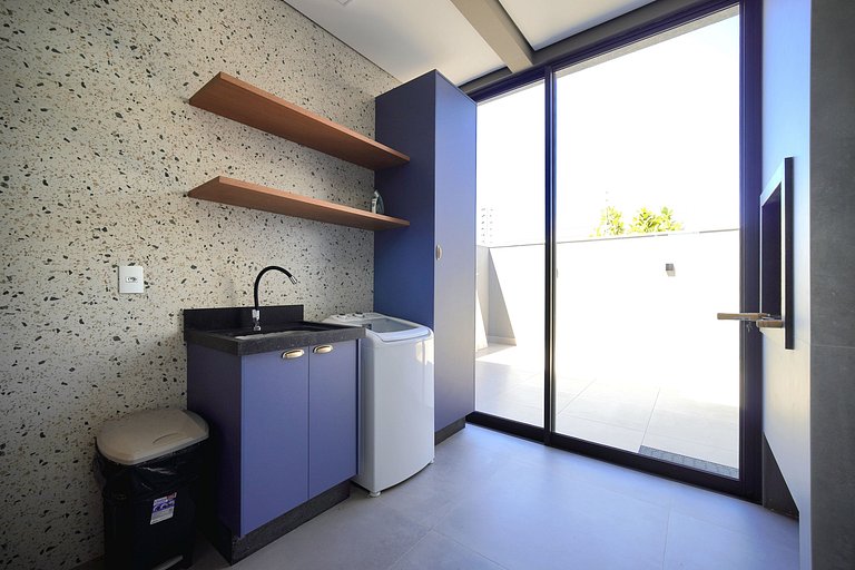 Casa 01 nova Alto Padrão prox Centro e Cataratas