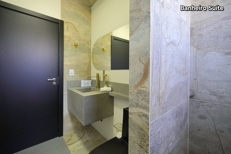 Casa 01 nova Alto Padrão prox Centro e Cataratas