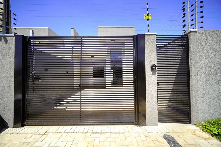 Casa 01 nova Alto Padrão prox Centro e Cataratas