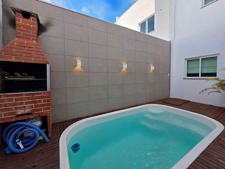 3 Suítes com piscina ao lado da Av Cataratas