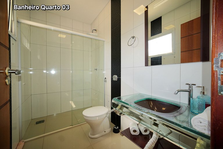 Adriana 51 Sobrado 3 Quartos com quintal ao lado Paraguai