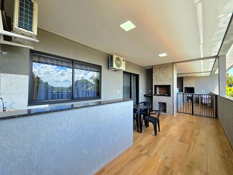 Apt novo muito prox Av das Cataratas e Marco 3 fr