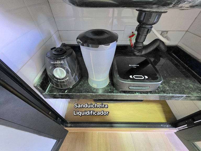 Apt novo muito prox Av das Cataratas e Marco 3 fr