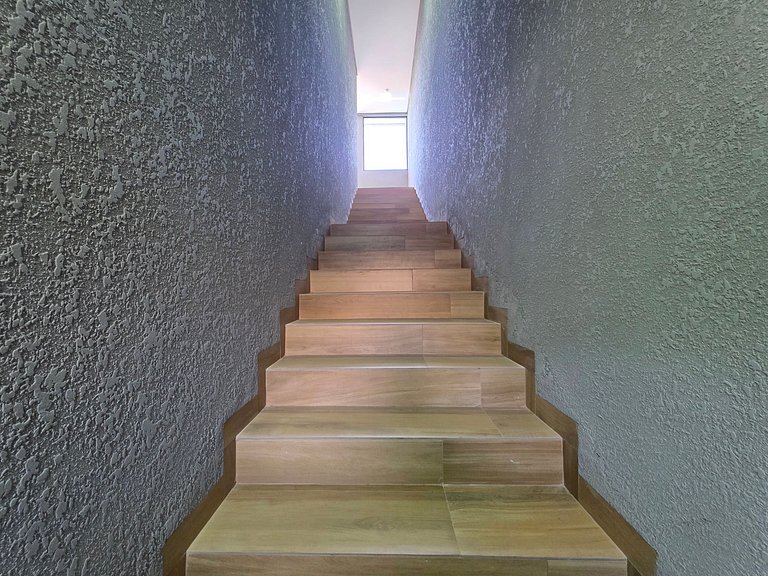 Apt novo muito prox Av das Cataratas e Marco 3 fr