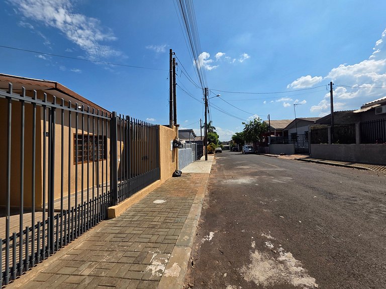 Casa 3 Quartos prox a Argentina e Centro de Foz