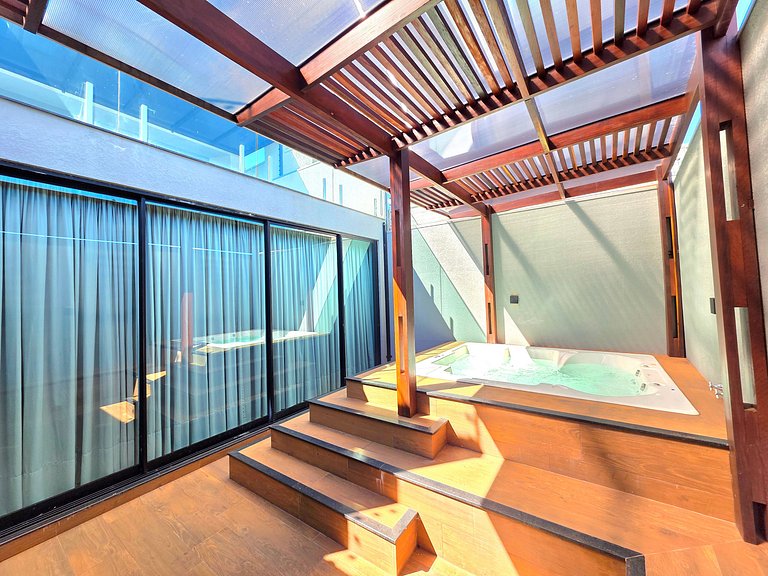 Sobrado com Jacuzzi Aquecida 10 minutos Centro