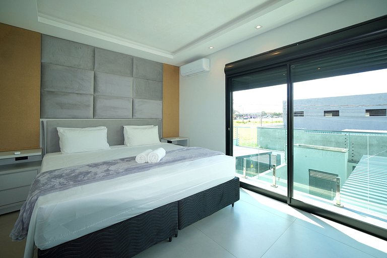 Sobrado com Jacuzzi Aquecida 10 minutos Centro