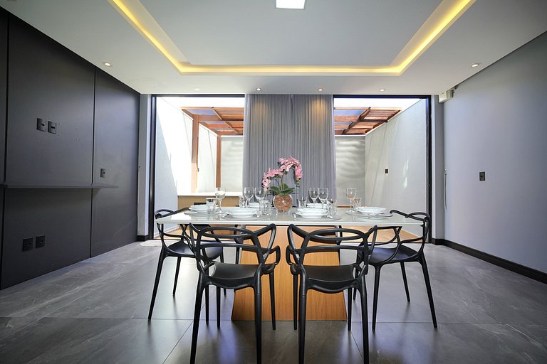 Sobrado com Jacuzzi Aquecida 10 minutos Centro