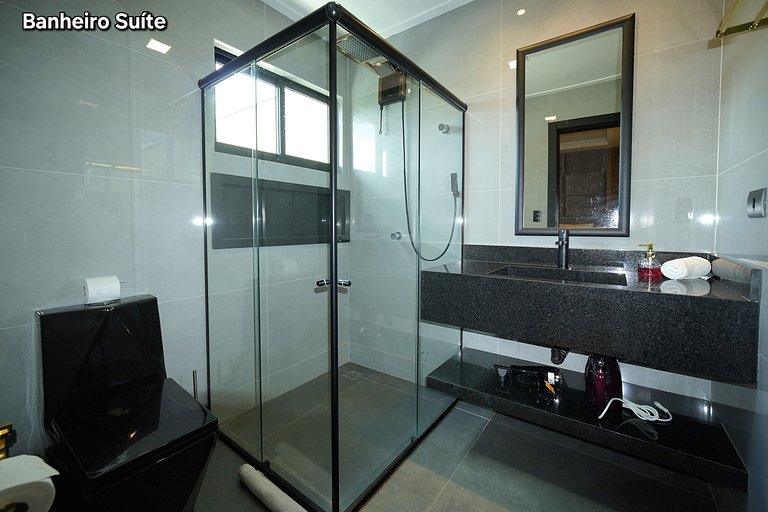 Sobrado com Jacuzzi Aquecida 10 minutos Centro