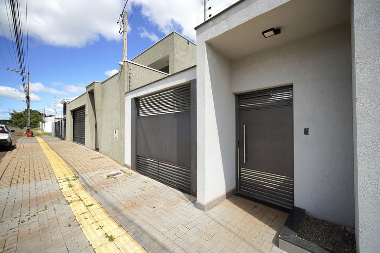 Sobrado com Jacuzzi Aquecida 10 minutos Centro