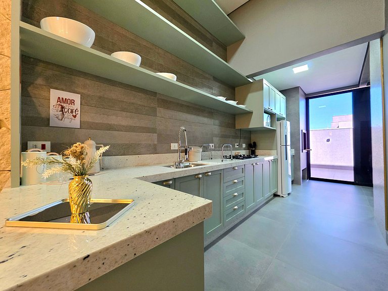 Casa 02 nova Alto Padrão prox Centro e Cataratas