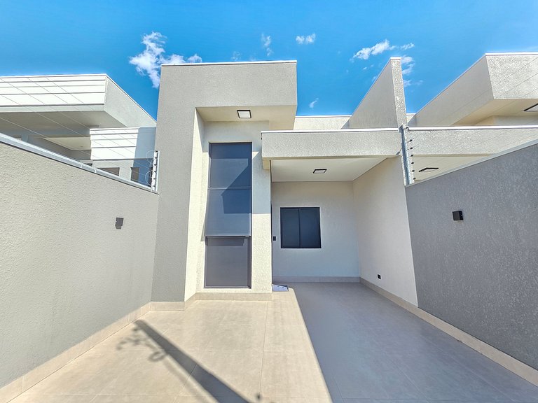 Casa B nova Alto Padrão prox Centro e Cataratas