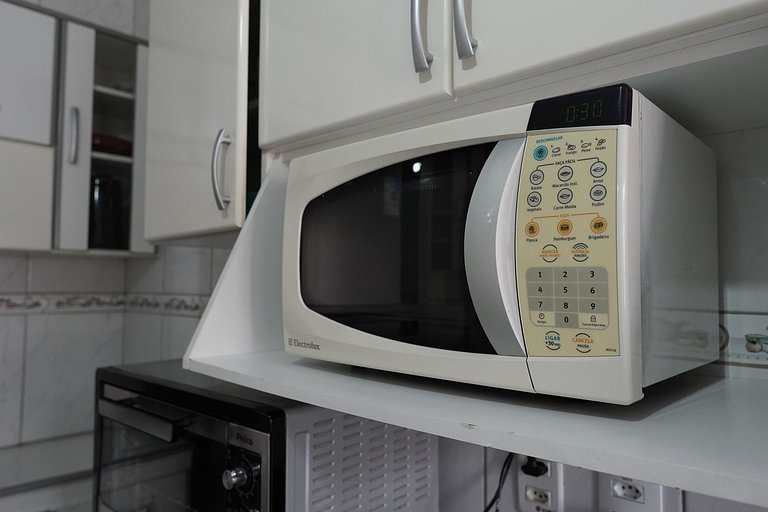 Casa 4 Quartos com piscina 10 min Centro