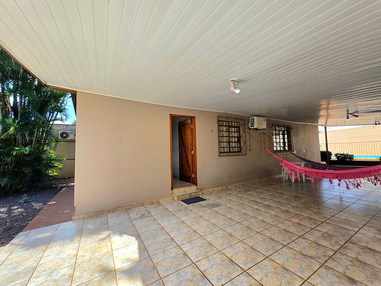 Casa 4 Quartos com piscina 10 min Centro