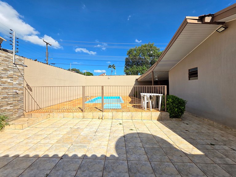 Casa 4 Quartos com piscina 10 min Centro