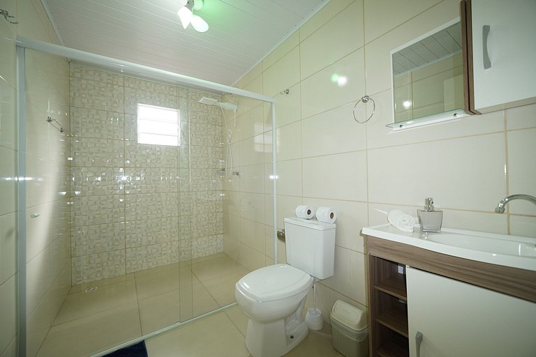 Casa 4 Quartos com piscina 10 min Centro