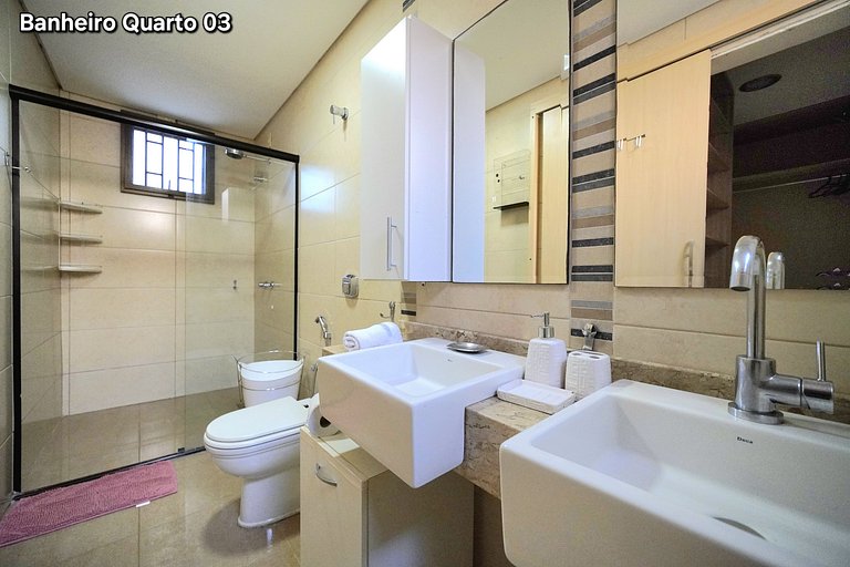 5 Quartos sendo 4 suítes prox Centro e Paraguai