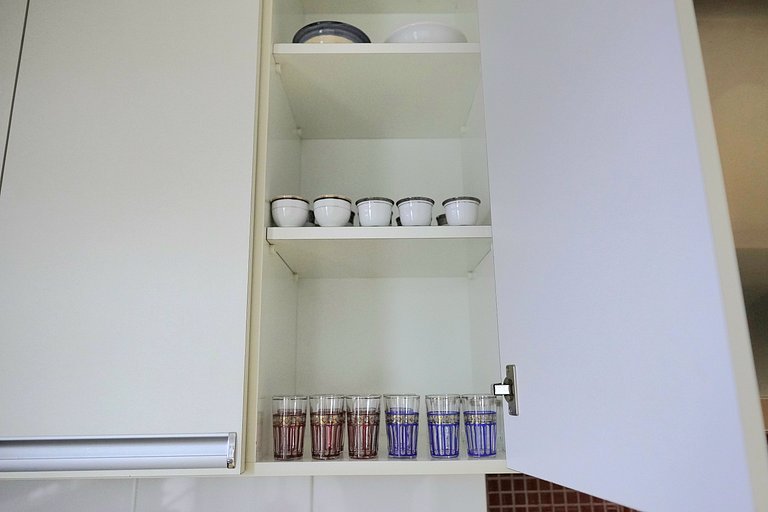 5 Quartos sendo 4 suítes prox Centro e Paraguai