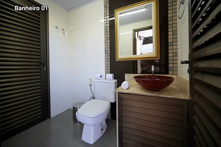 5 Quartos sendo 4 suítes prox Centro e Paraguai