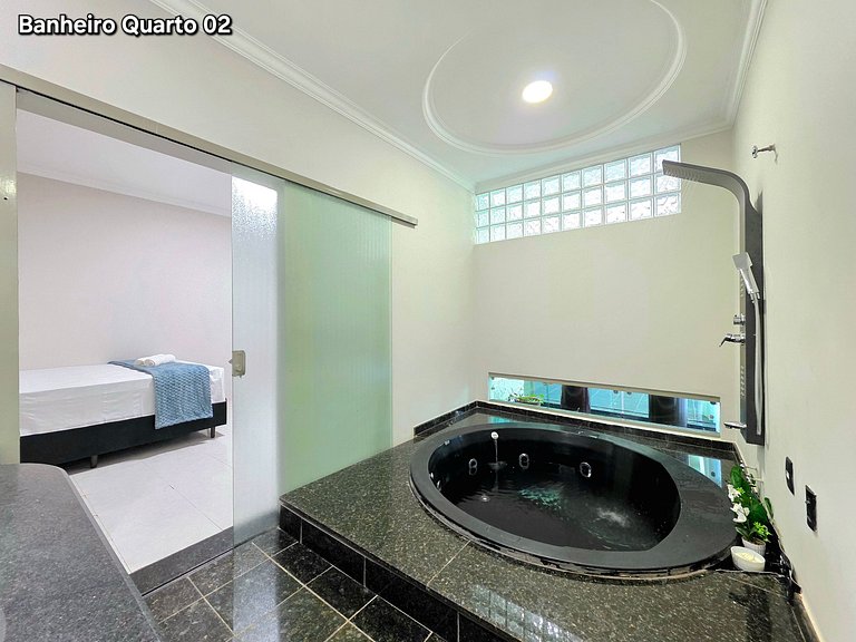 Casa em ótima localização até 8 pessoas área nobre