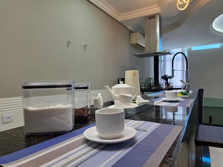 Casa em ótima localização até 8 pessoas área nobre