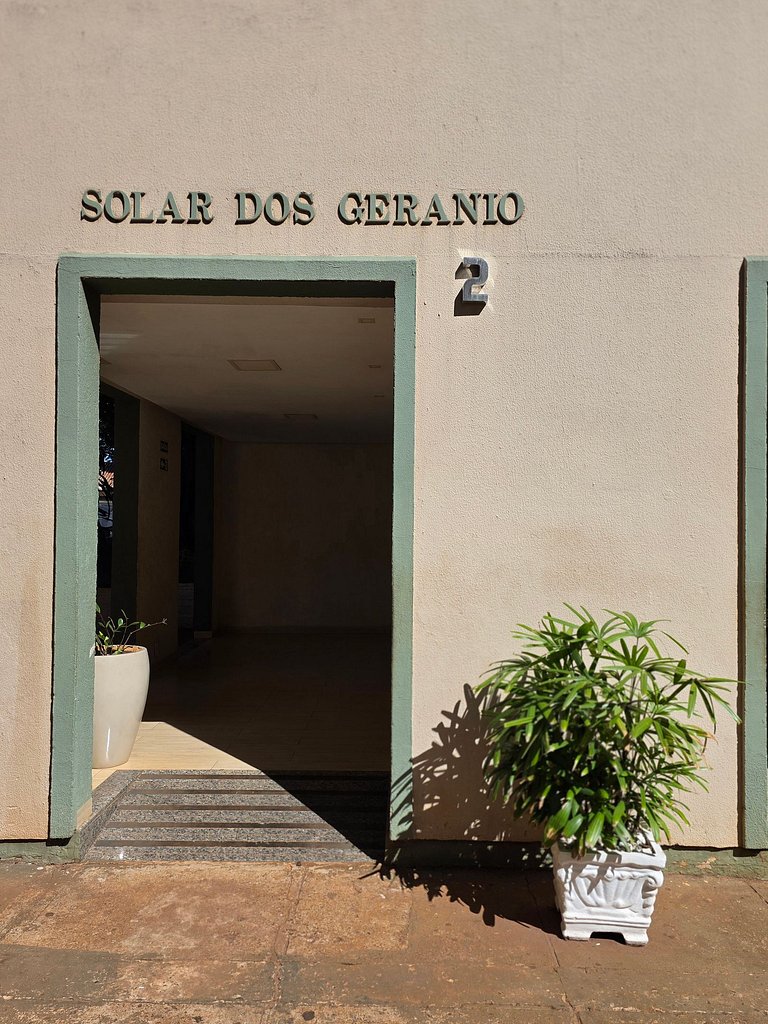 Apt 202 com 3 quartos 10min Paraguai e 5min centro
