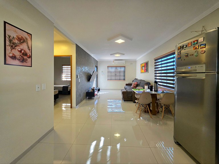 Casa 3 Quartos - ótima area gourmet 10m PY