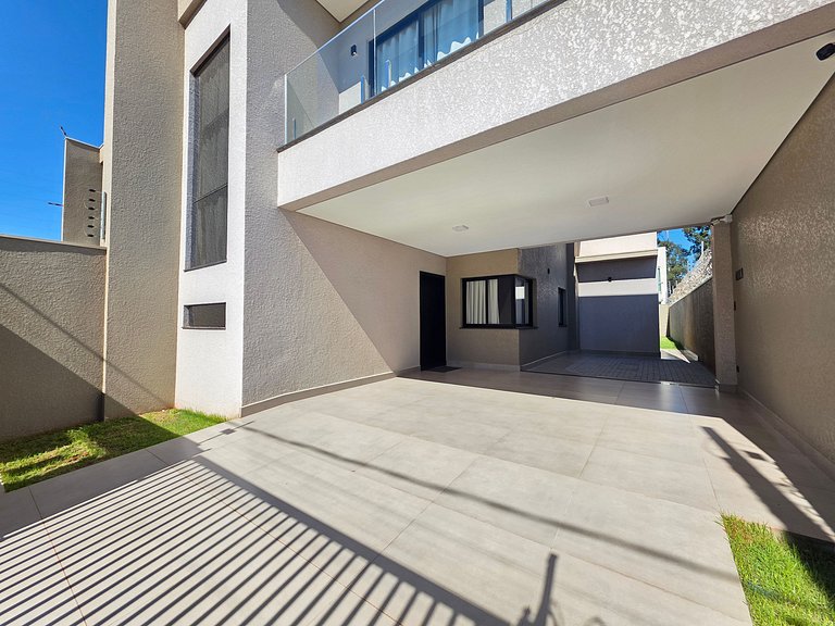 Casa Alto Padrão 3 Suítes 10min Paraguai e Centro