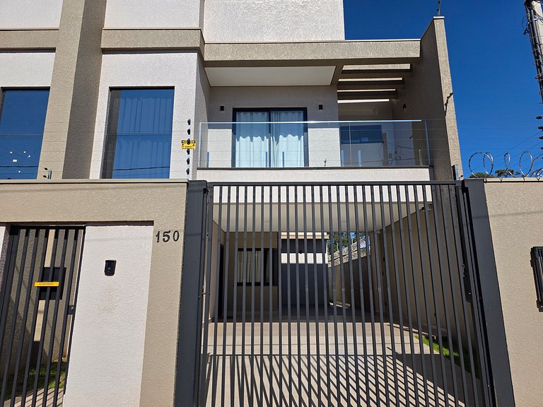 Casa Alto Padrão 3 Suítes 10min Paraguai e Centro