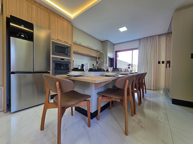 Casa Alto Padrão 3 Suítes 10min Paraguai e Centro