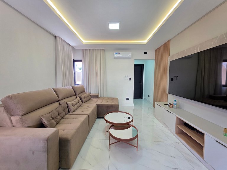 Casa Alto Padrão 3 Suítes 10min Paraguai e Centro