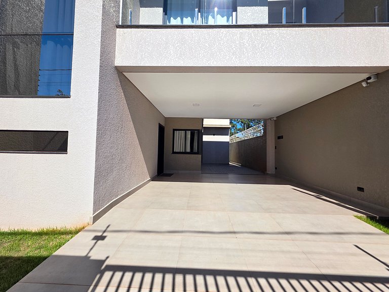 Casa Alto Padrão 3 Suítes 10min Paraguai e Centro
