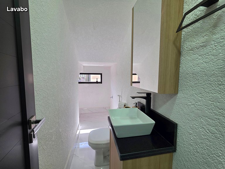 Casa Alto Padrão 3 Suítes 10min Paraguai e Centro