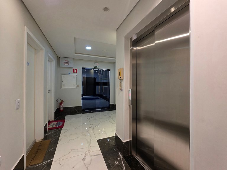 Apt novíssimo 2 quartos 2 banheiros c garagem