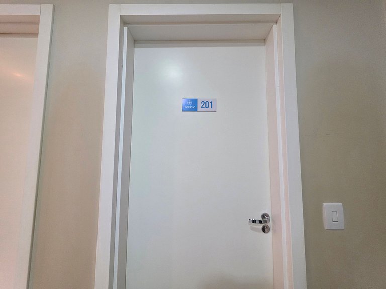 Apt novíssimo 2 quartos 2 banheiros c garagem