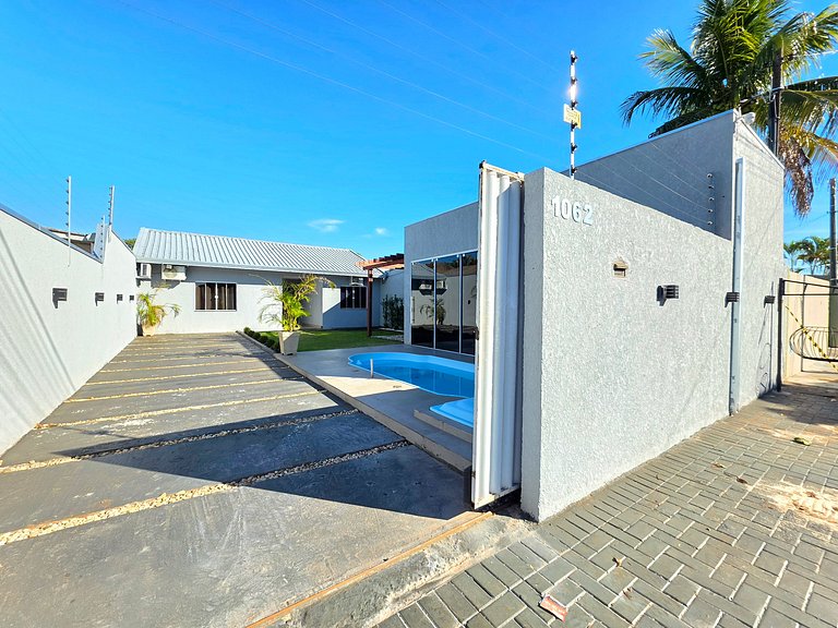 Casa nova com piscina 3 quartos 10 min Centro