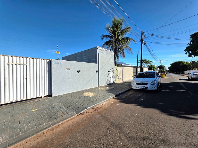 Casa nova com piscina 3 quartos 10 min Centro