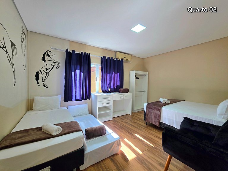 Casa Ampla 4 Quartos 10 min Paraguai e Centro