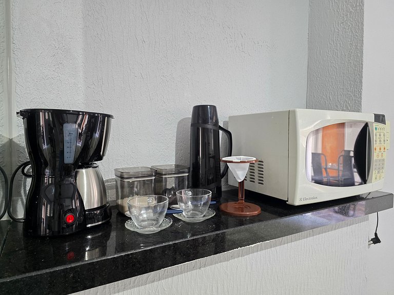 Casa em rua tranquila 4 quartos 5 min Centro
