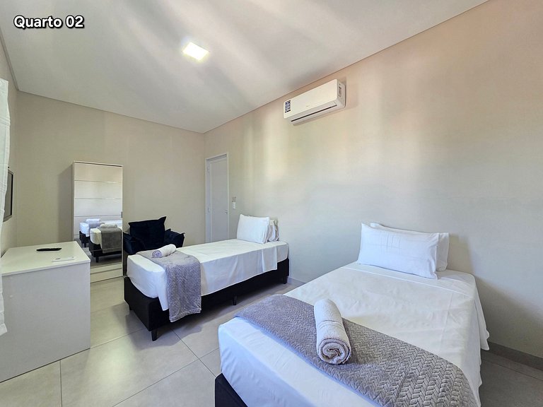 Apt 02 Recém construído 2 Quartos 10 min centro