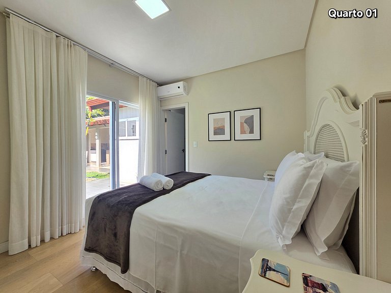 Casa 3 Suítes Excelente área de Lazer Vila A