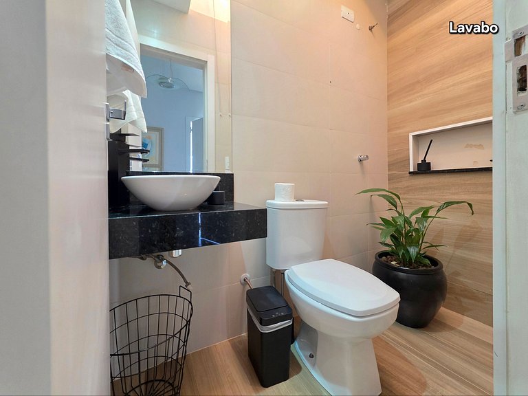 Casa 3 Suítes Excelente área de Lazer Vila A