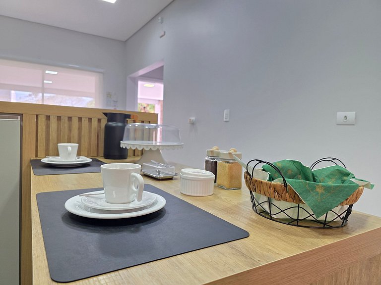Casa 3 Suítes Excelente área de Lazer Vila A