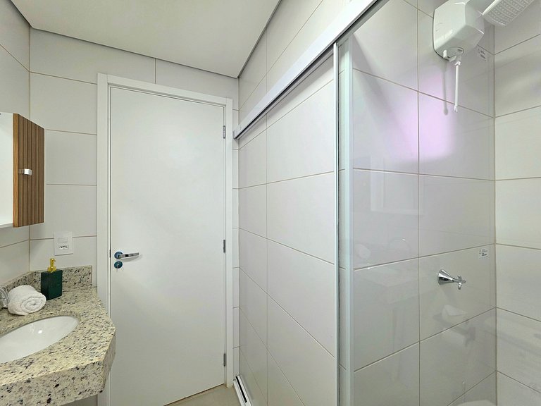 Apt 407 novíssimo 2 quartos com piscina/academia