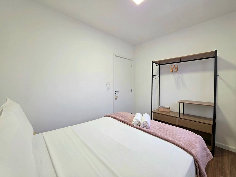 Apt 407 novíssimo 2 quartos com piscina/academia
