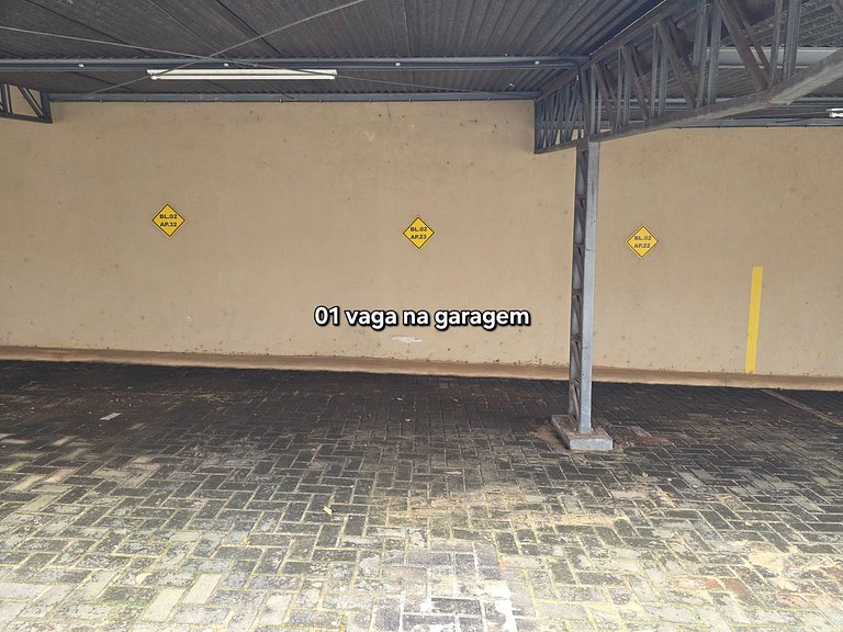 Apt 02 quartos 10 min Centro em condominio