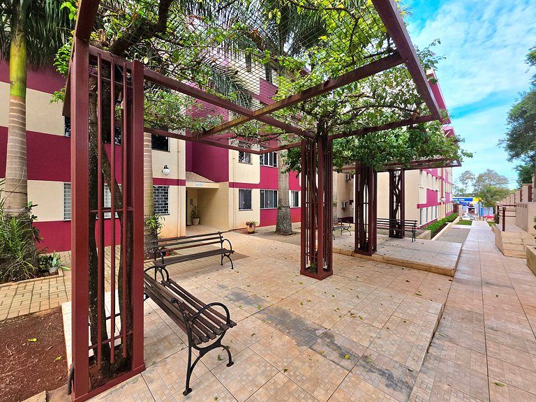 Apt 02 quartos 10 min Centro em condominio